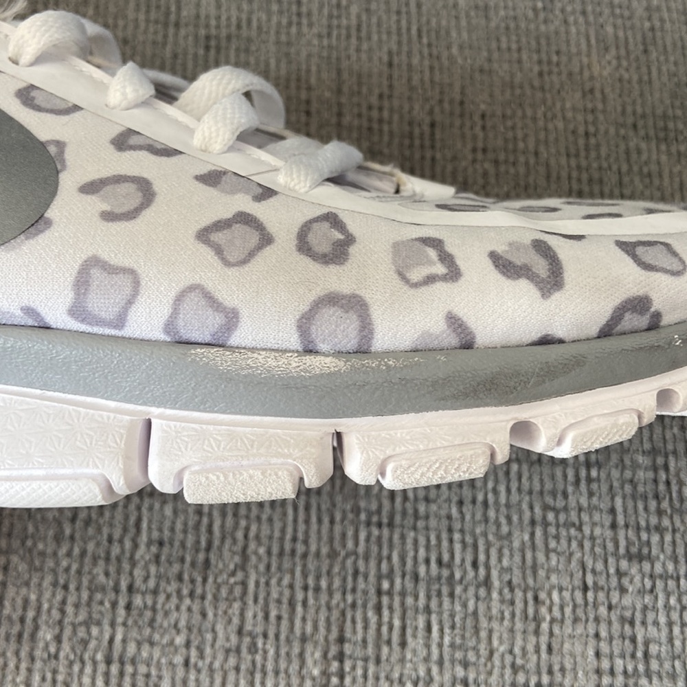 Nike Free 5.0 animal cheetah print size 11.5 women’s sneaker - Picture 7 of 10
